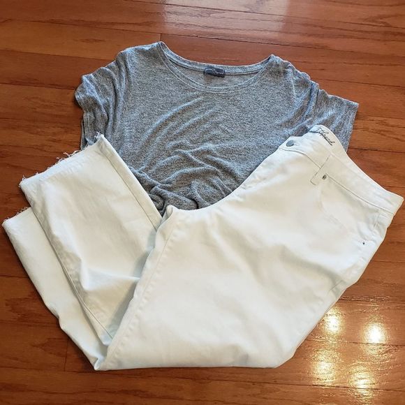 Universal Thread Denim - White Jeans with raw edge cropped hem 16 plus size